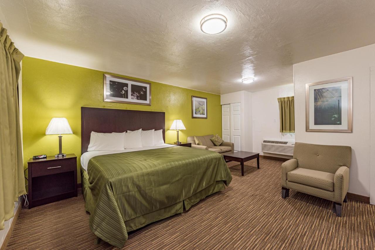 Sundowner Motel Скуим Екстериор снимка